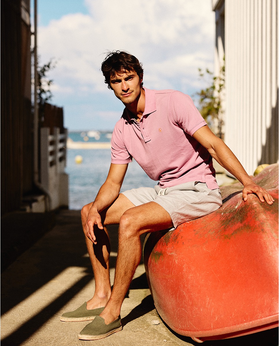 Polo Piqué Lilás Tingido em Tecido